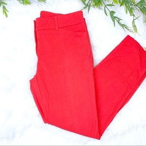 Coral Capris!! 🌺New Your and Company!